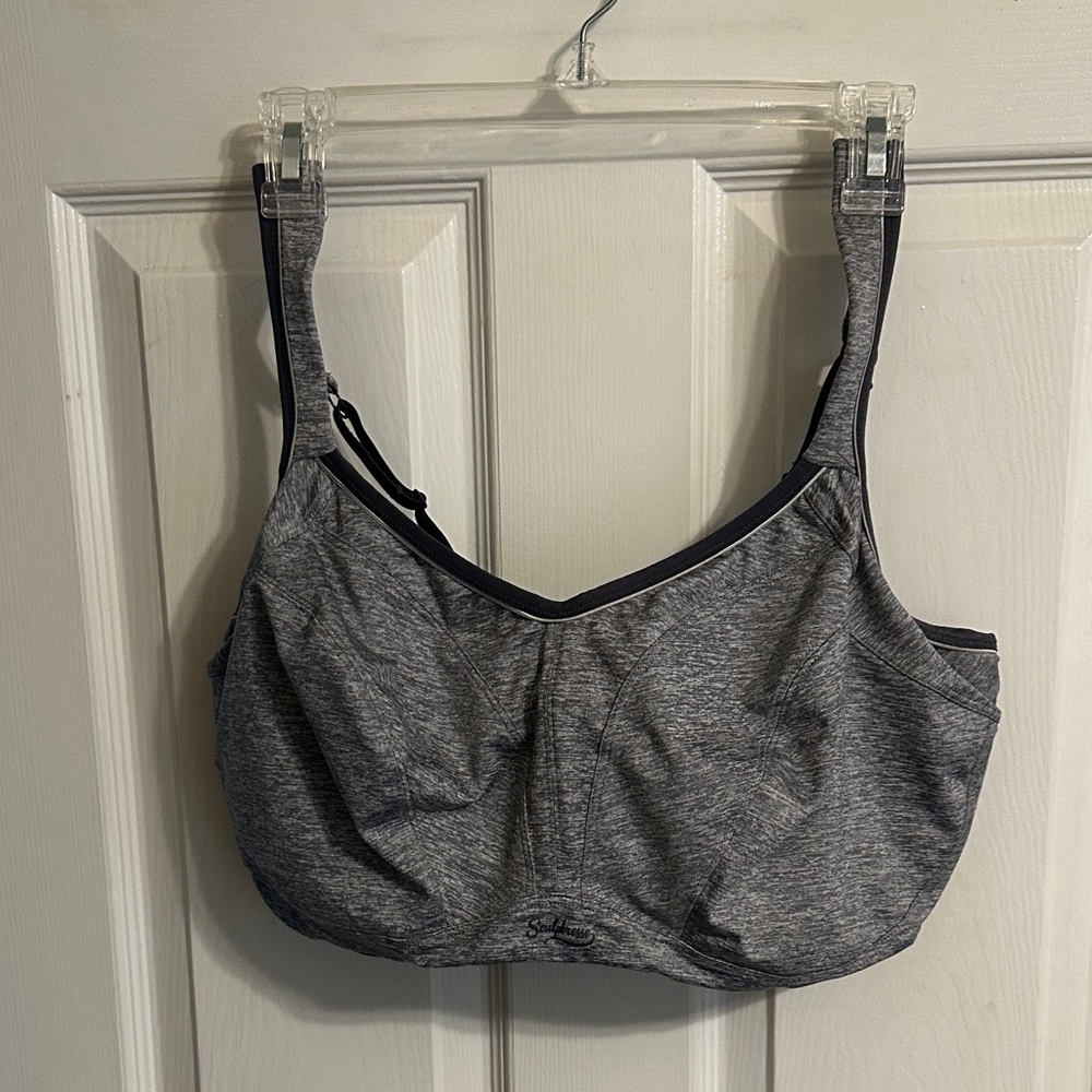 Wireless Gray Everyday Support Sports